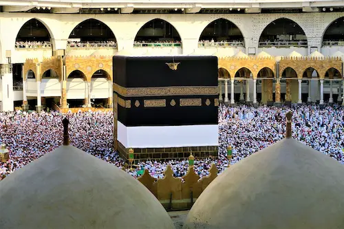 Pilgrims at the Kaaba